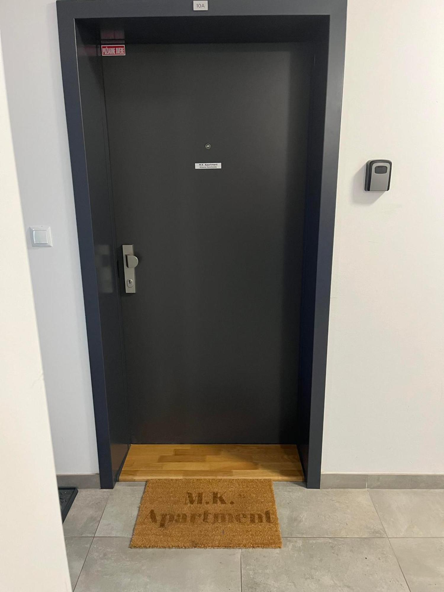 M.K. Apartment ポプラト エクステリア 写真